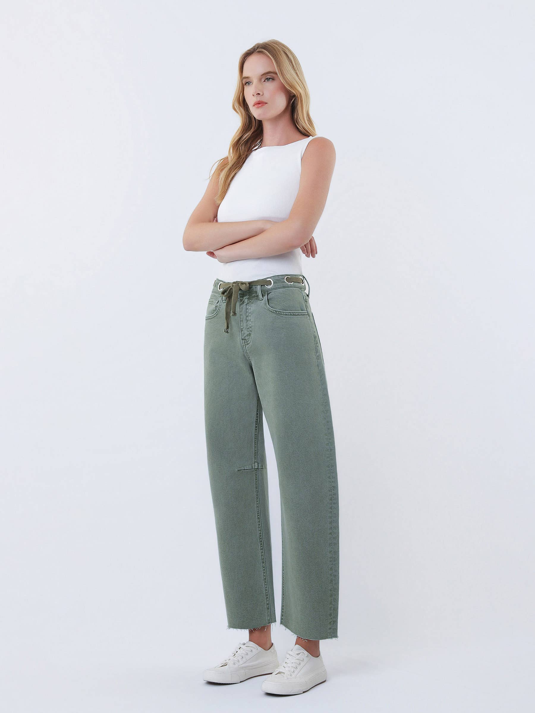 SUPER HIGH RISE DRAWSTRING WB WIDE BARREL JEANS T7041OLV