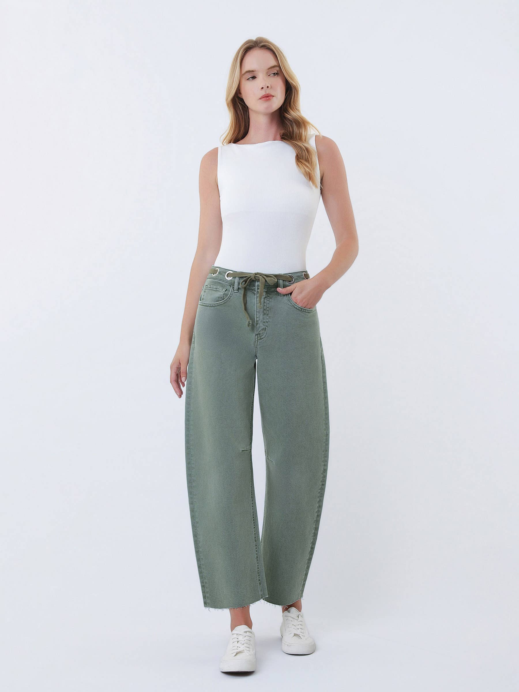 SUPER HIGH RISE DRAWSTRING WB WIDE BARREL JEANS T7041OLV