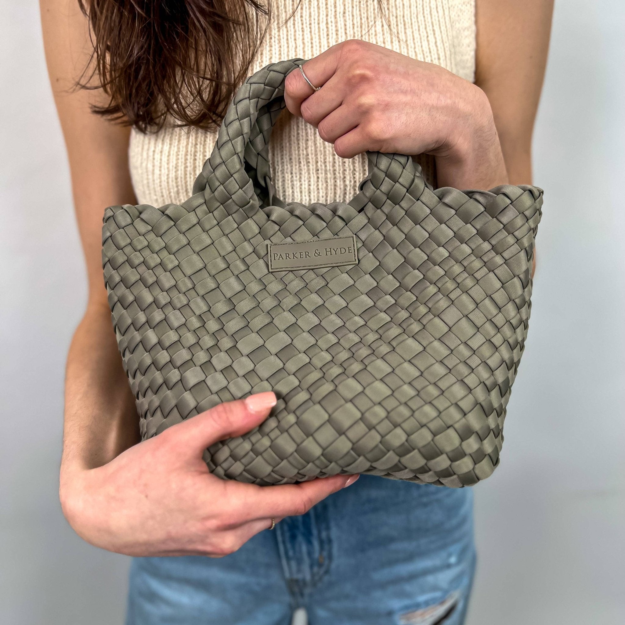 Stone Woven Mini Tote - elliparr
