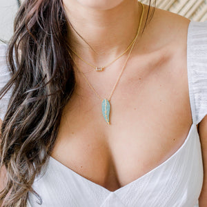 Avery Gold Feather Necklace | Turquoise - elliparr