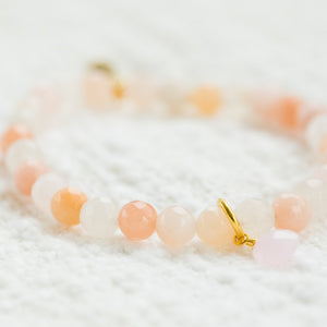 Royal Gemstone Beaded Bracelet | Peach Moonstone - elliparr
