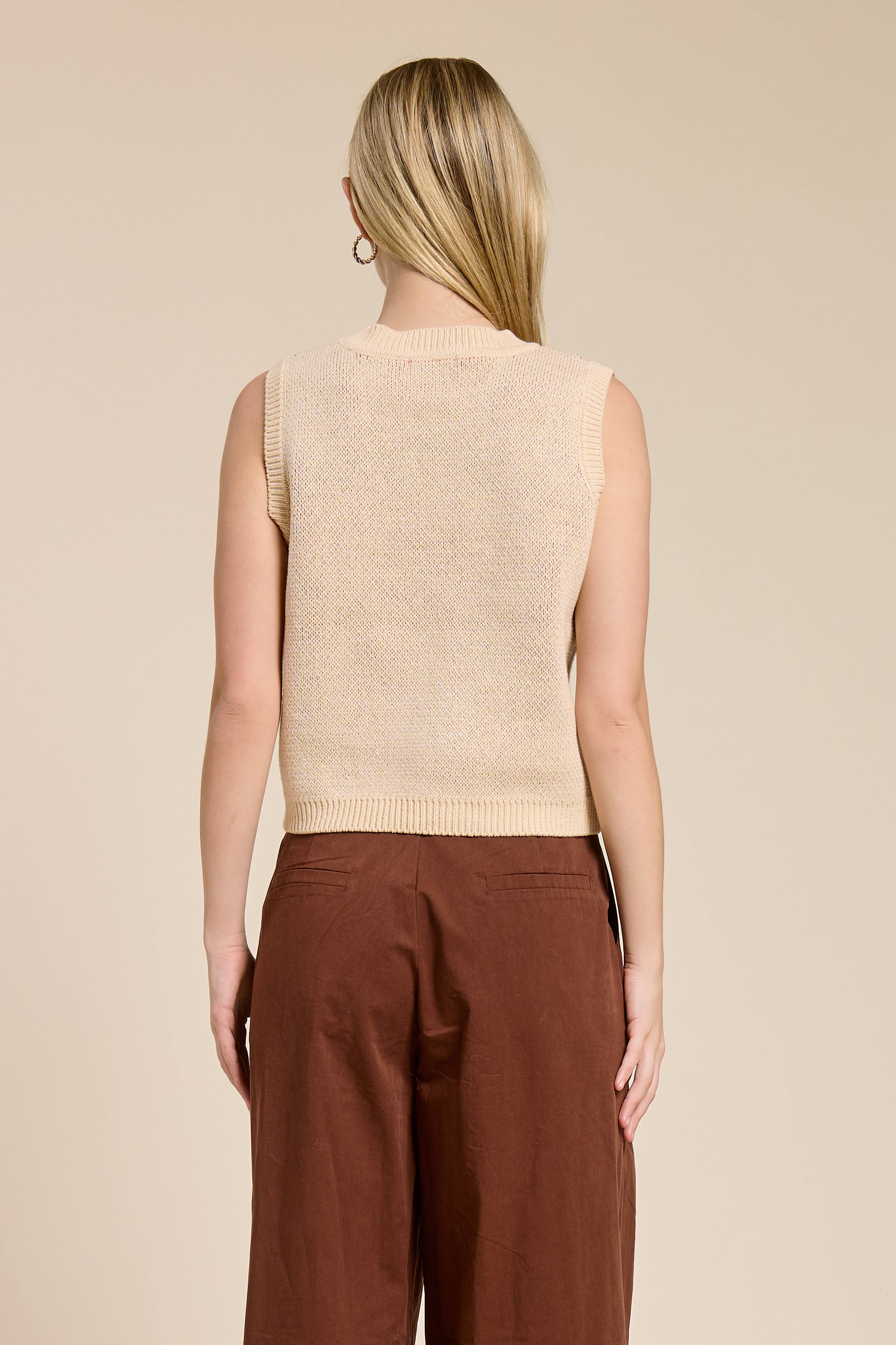 Capri Jacquard Sweater Vest Top