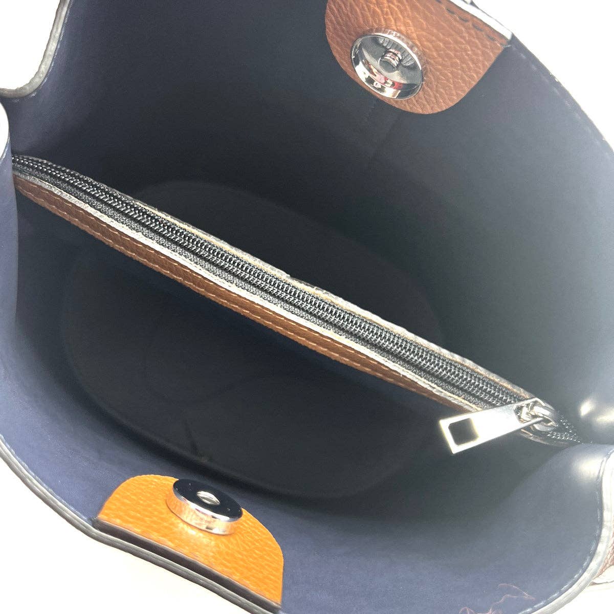 Genuine leather bucket bag, Made in Italy, art. 112559 - elliparr