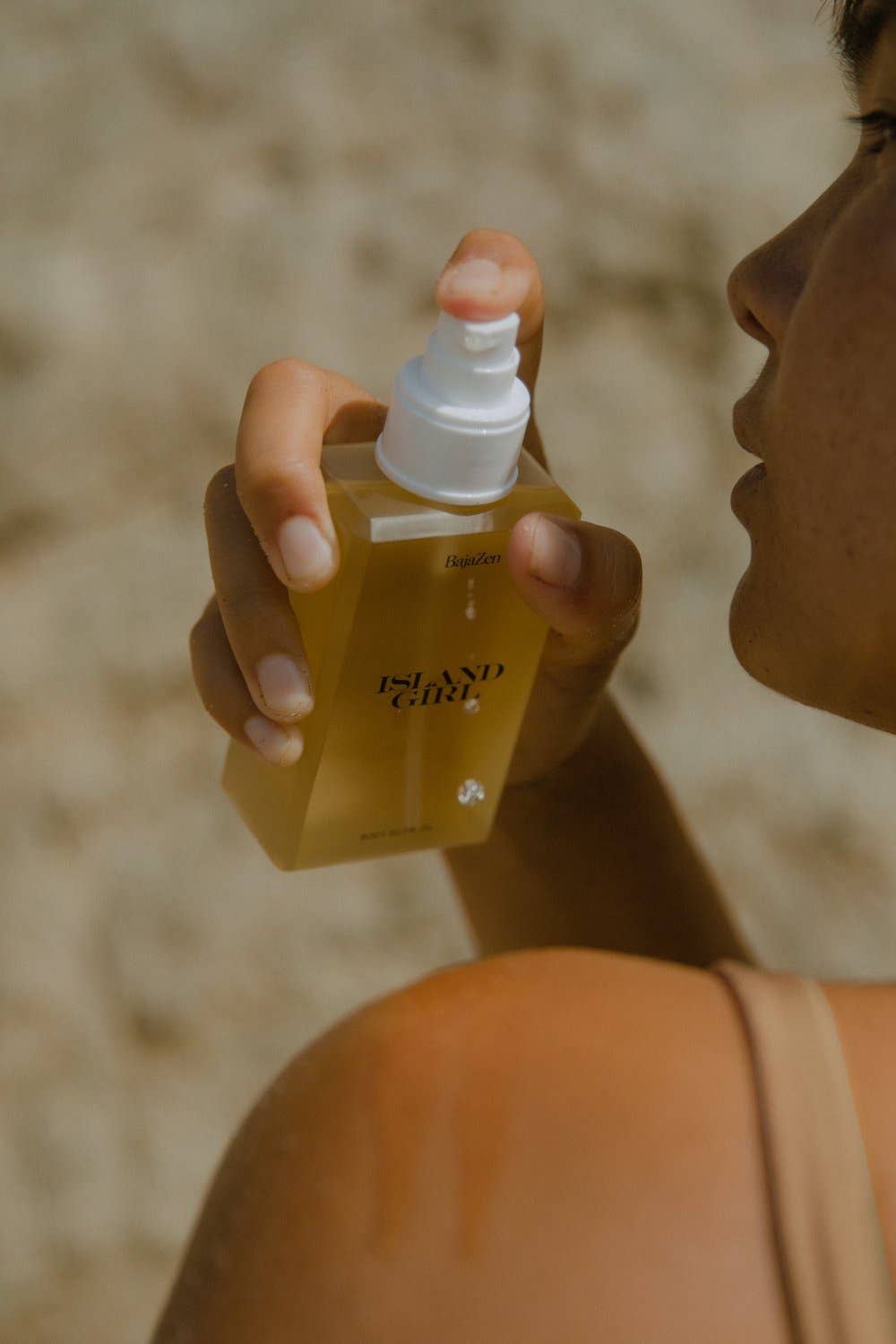 Island Girl Body Glow Oil - elliparr