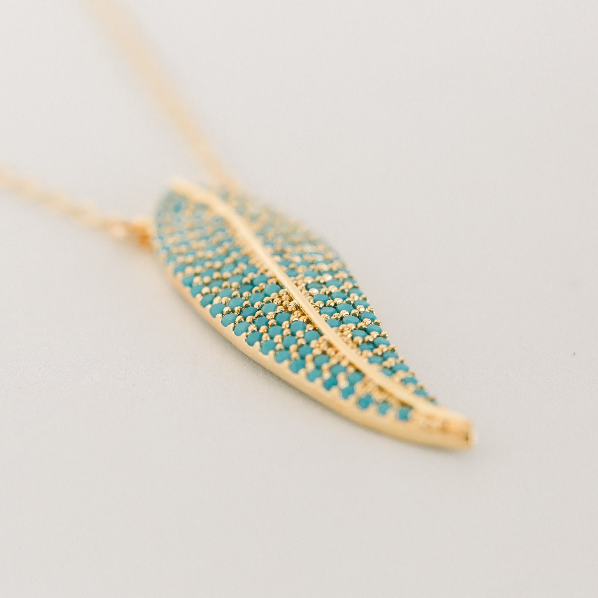 Avery Gold Feather Necklace | Turquoise - elliparr