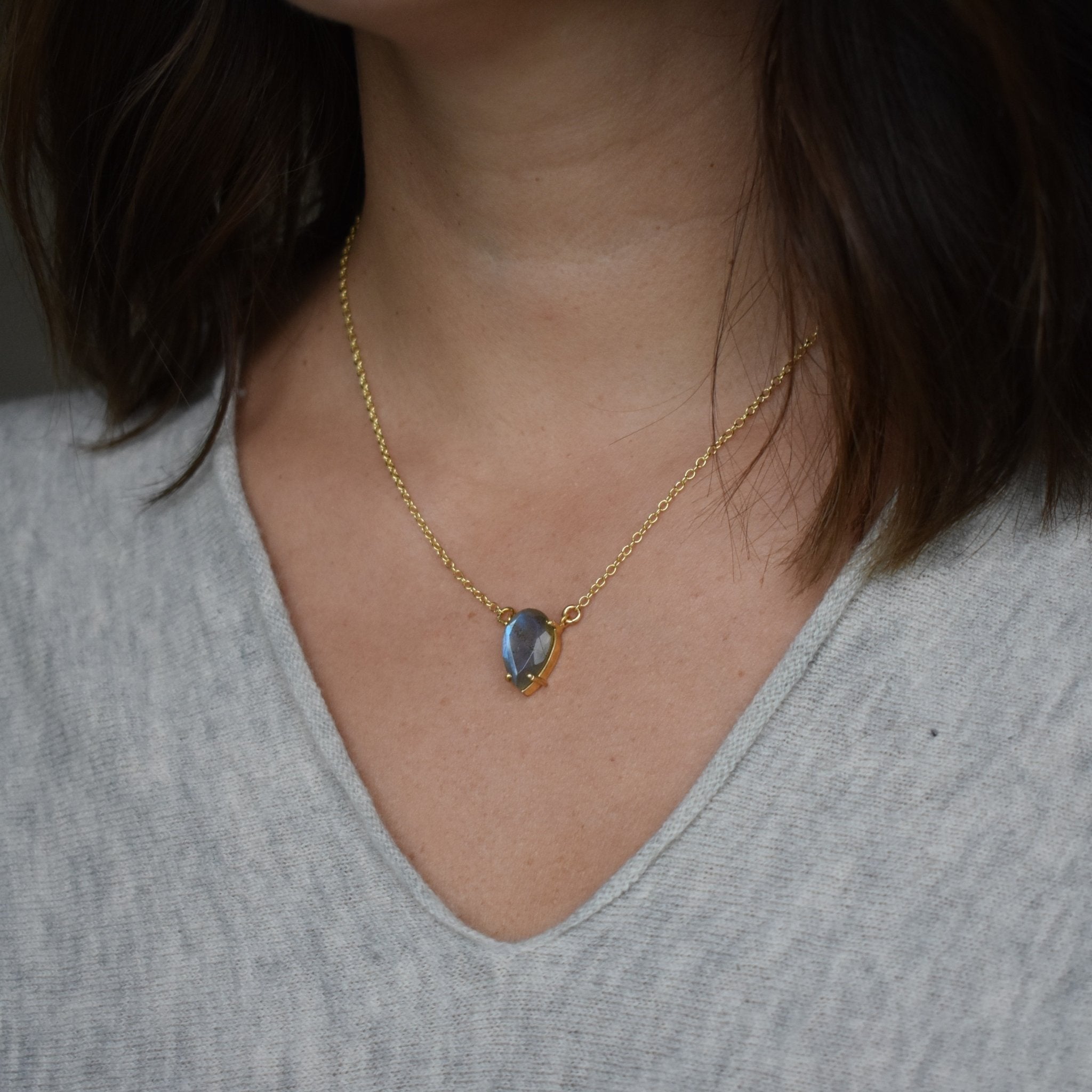 Blake Teardrop Necklace | Labradorite - elliparr