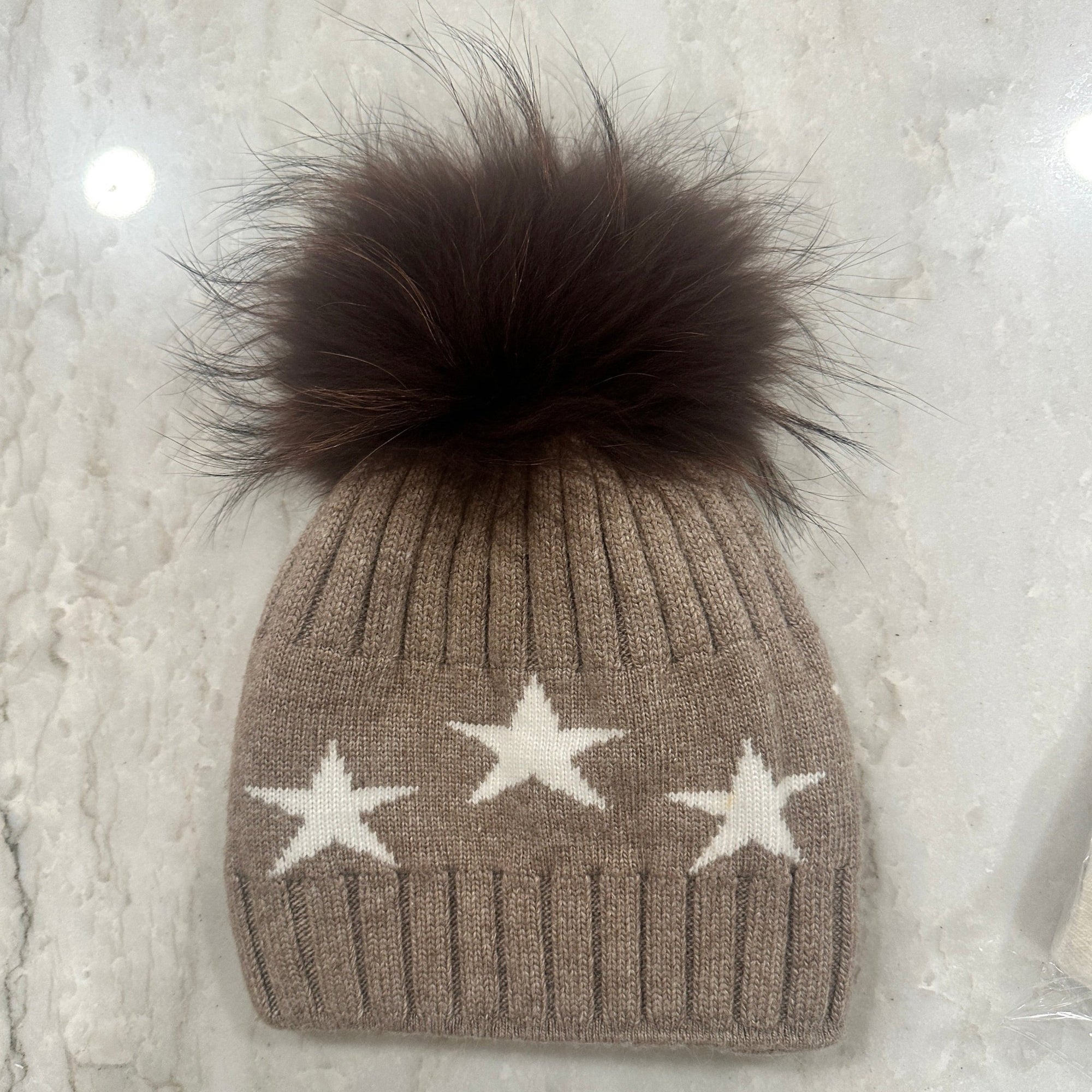 Cashmere Blend Star Winter Hat - elliparr