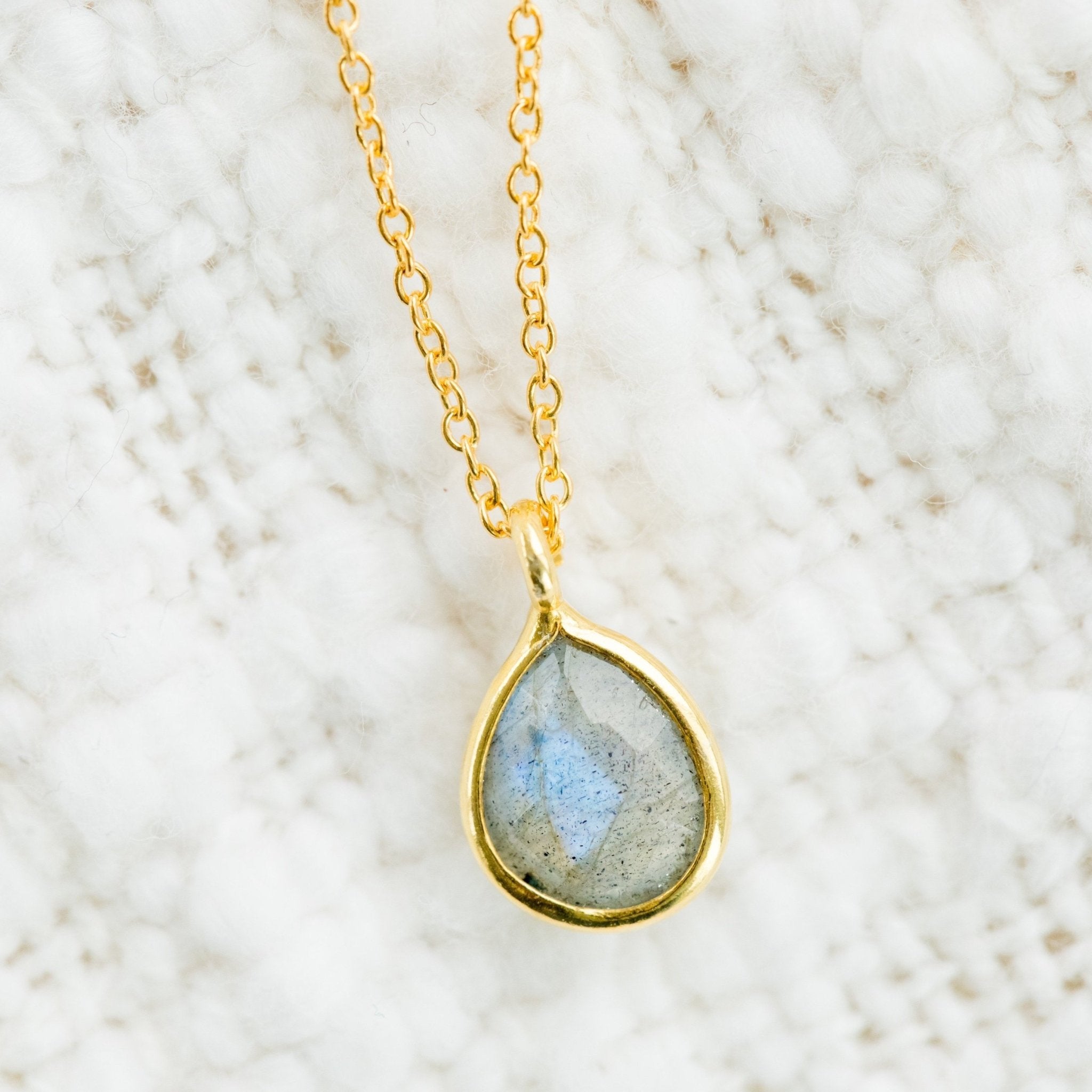 Kailey Teardrop Pendant - elliparr