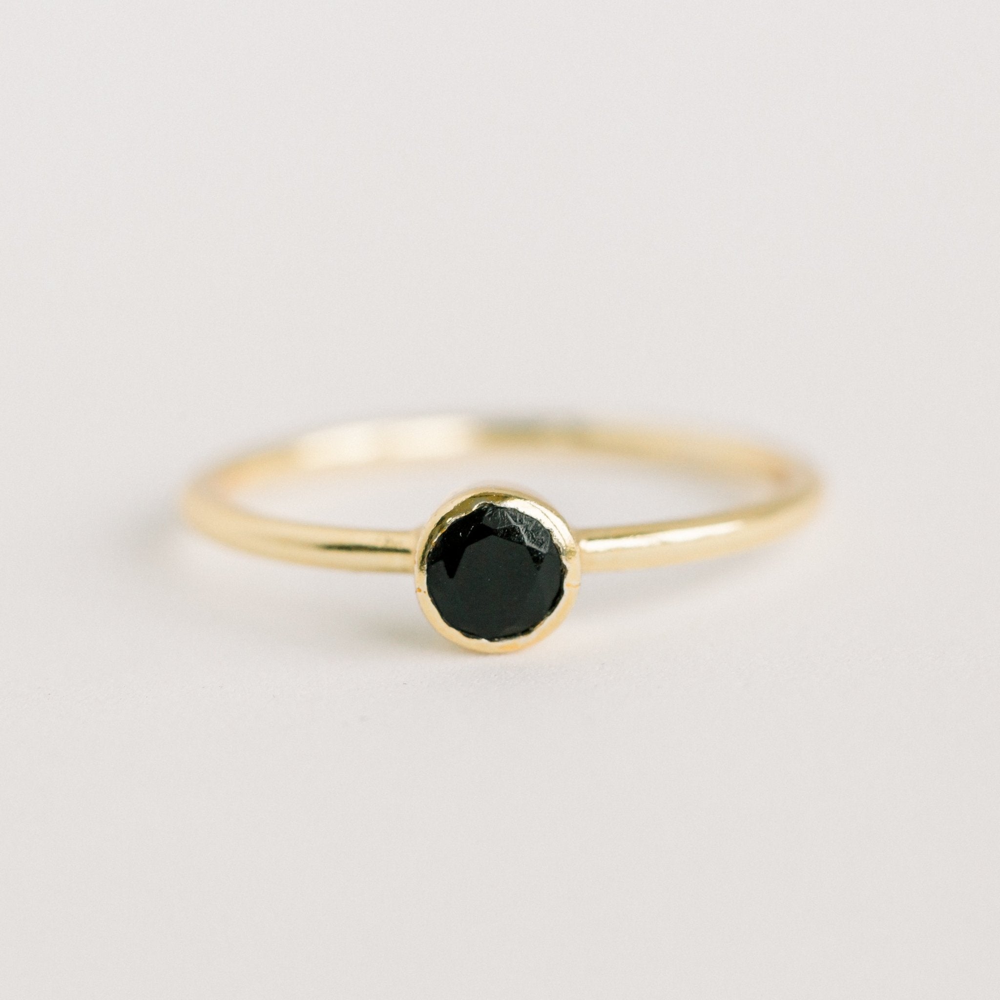 Leona Gold Stacking Ring | Black Onyx - elliparr