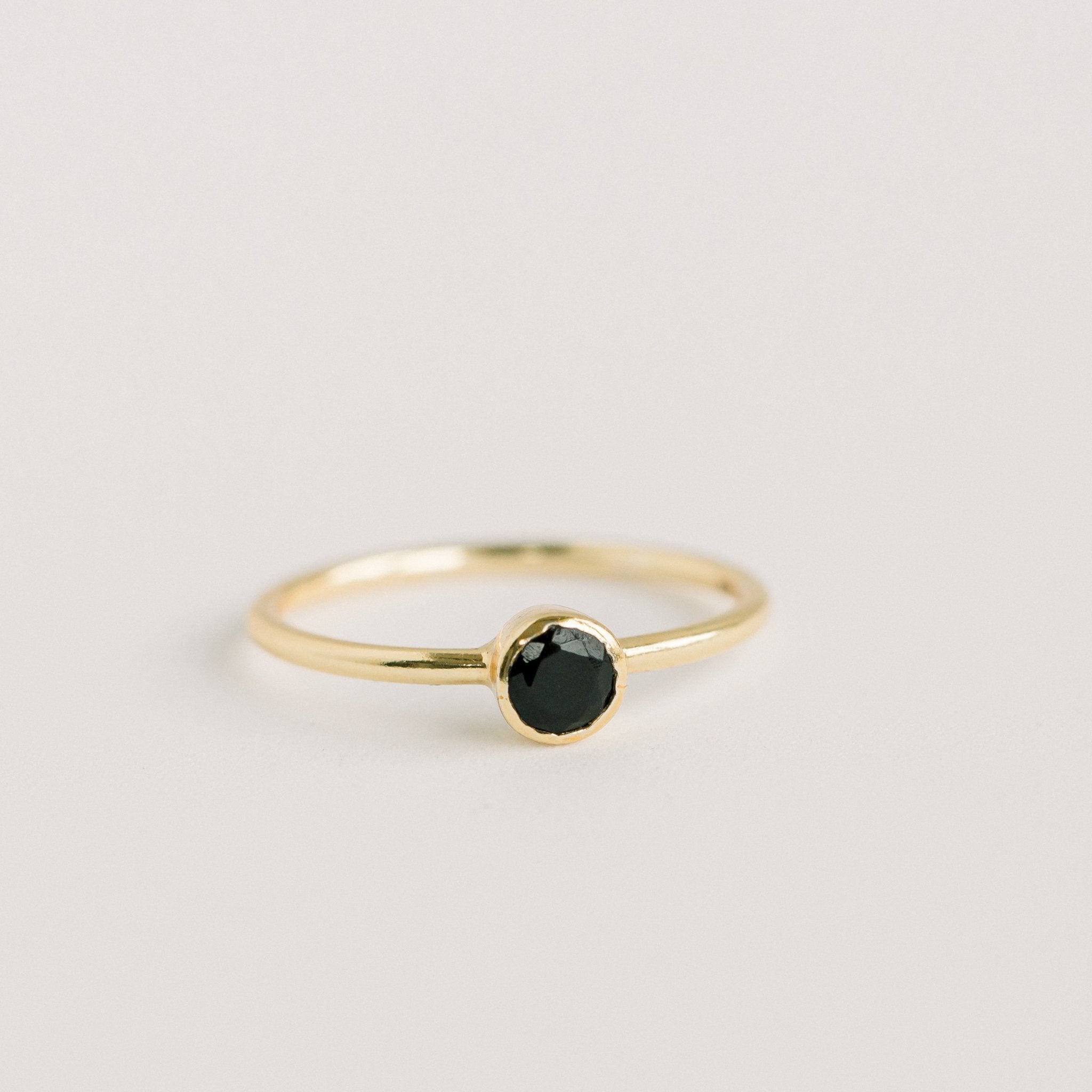 Leona Gold Stacking Ring | Black Onyx - elliparr