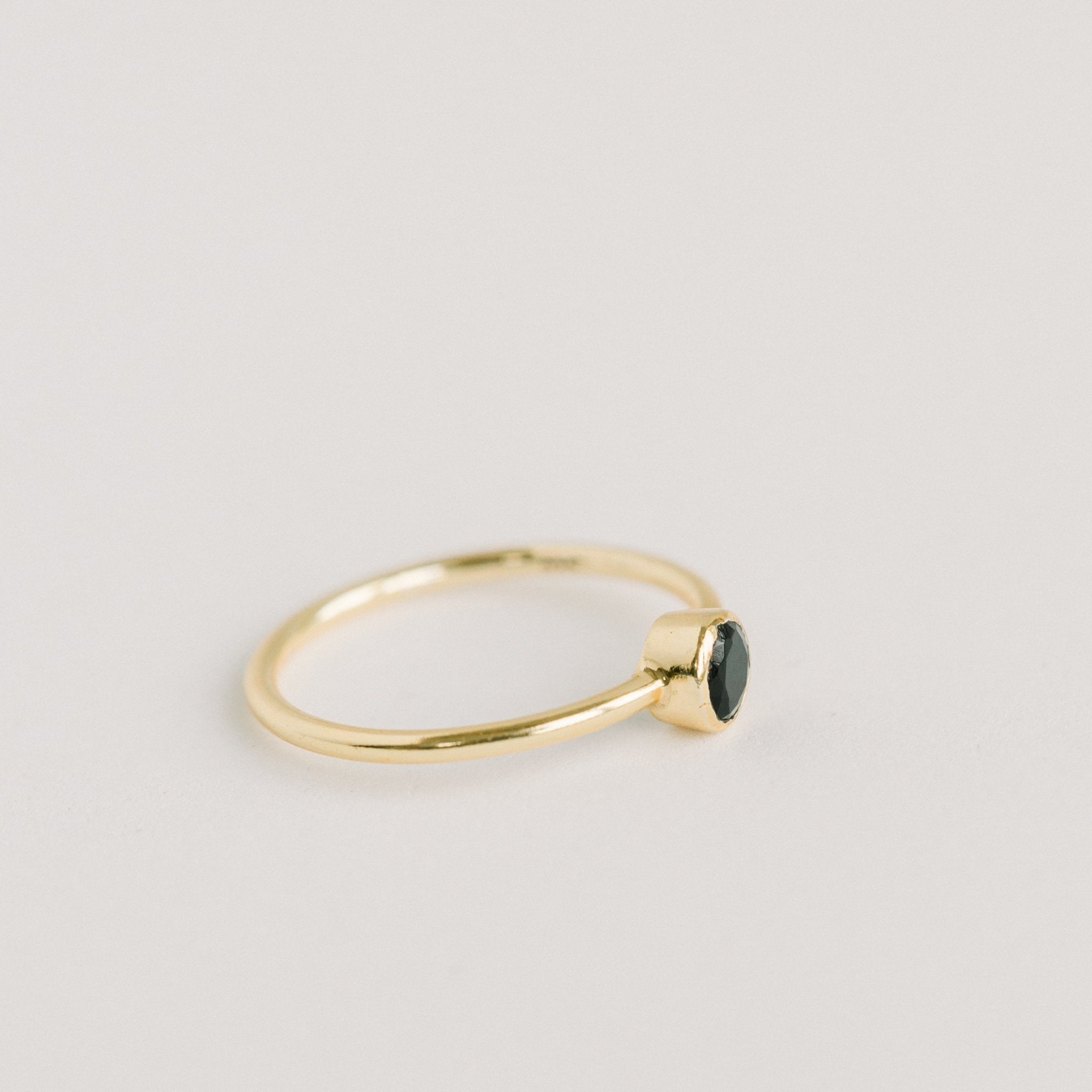 Leona Gold Stacking Ring | Black Onyx - elliparr