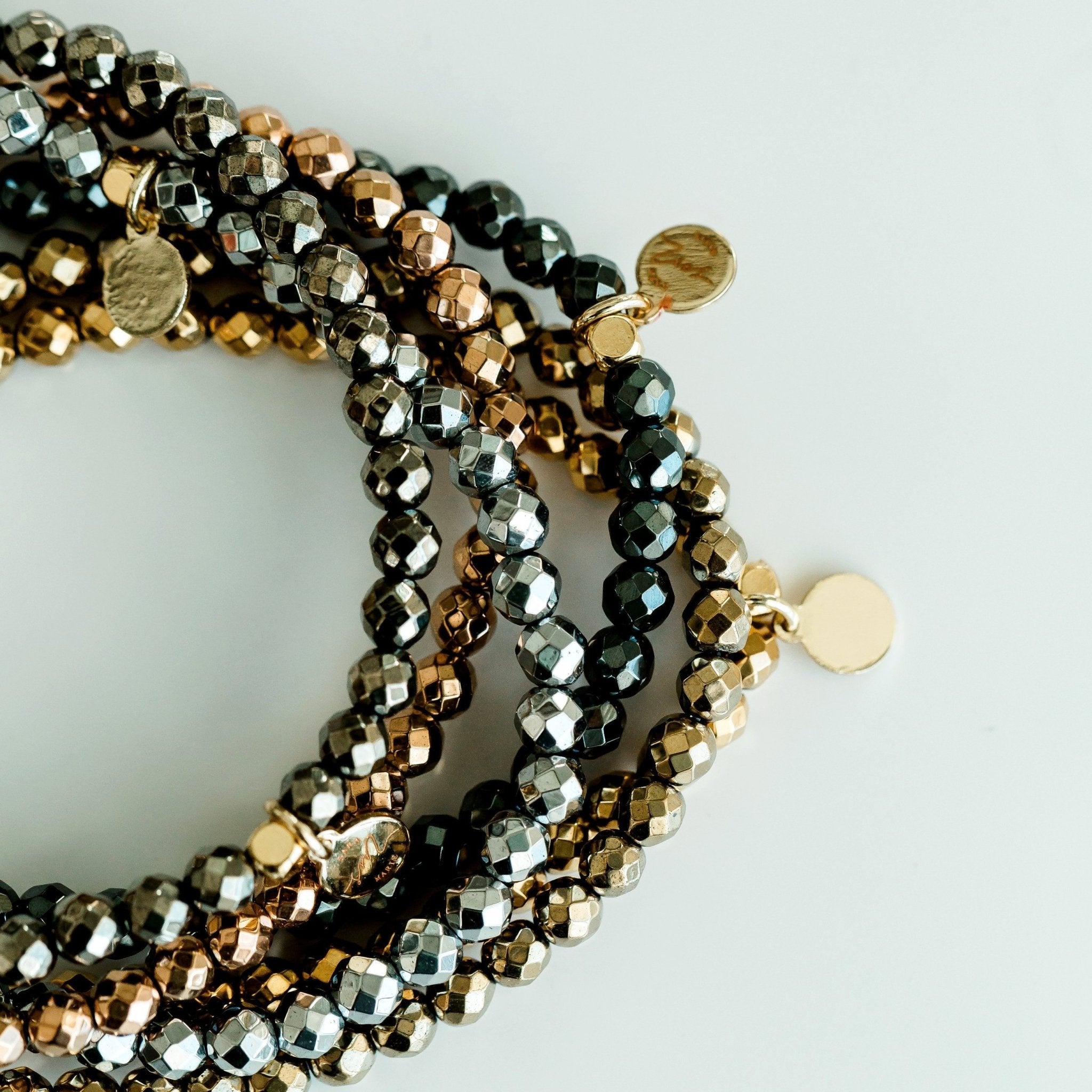 Mini Beaded Bracelet | Metallic - elliparr