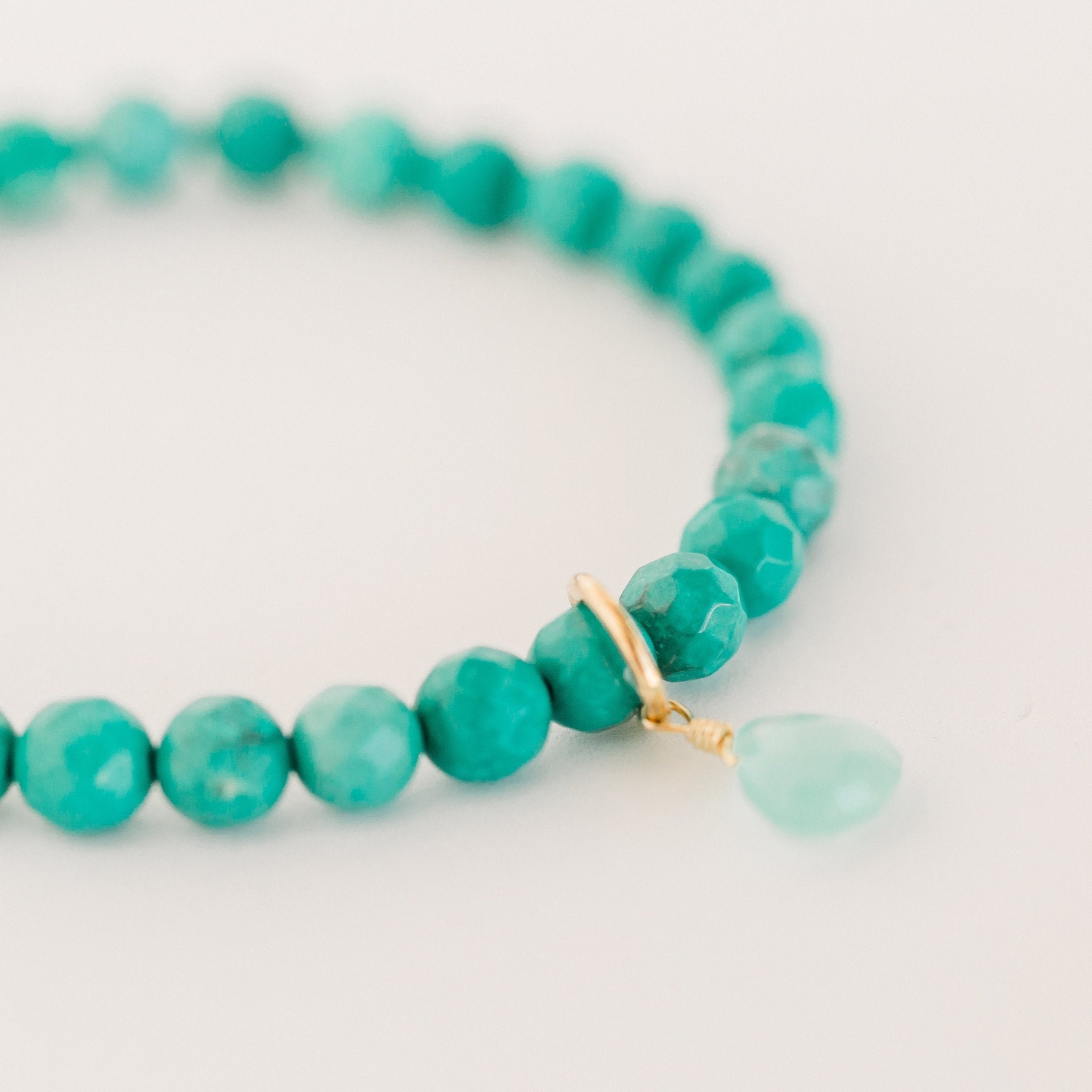 Royal Gemstone Beaded Bracelet | Green Turquoise - elliparr