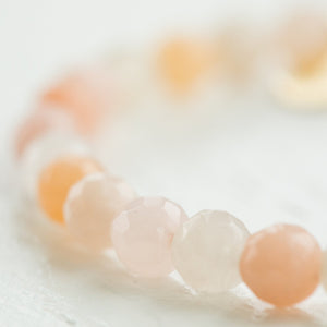 Royal Gemstone Beaded Bracelet | Peach Moonstone - elliparr